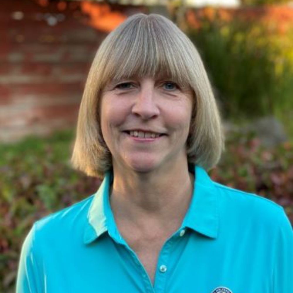 Trish Head Shot4 (1)